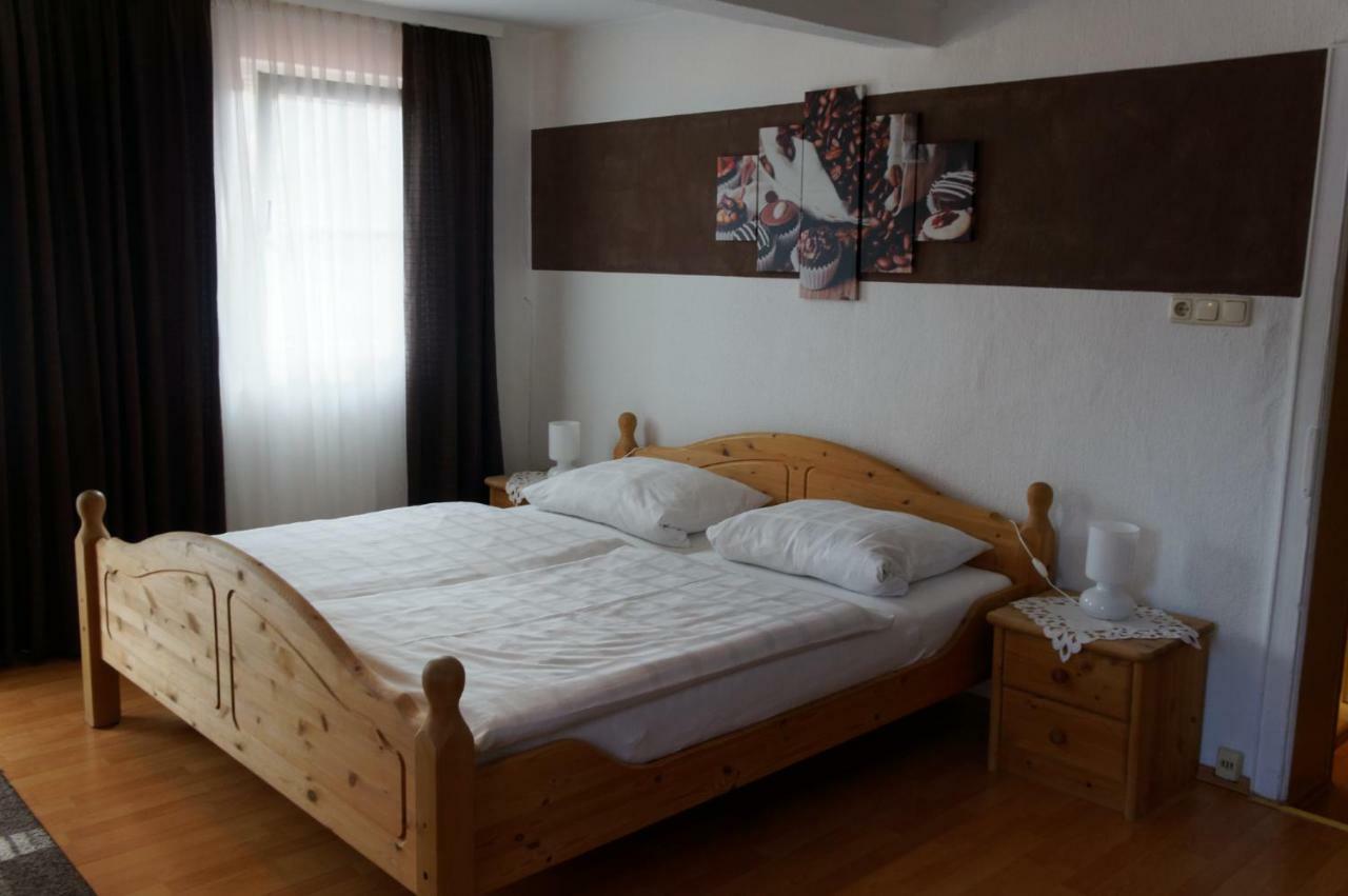Pension Burger B&B Weibersbrunn Dış mekan fotoğraf
